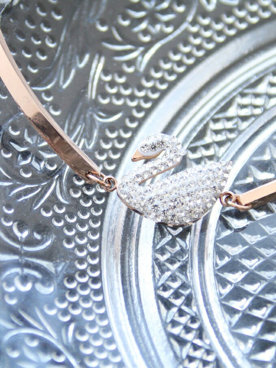 (White) Beautiful Swan Bracelet Simple