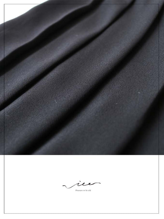 【セール商品返品交換不可】片側プリーツのシルエットパンツゆったり