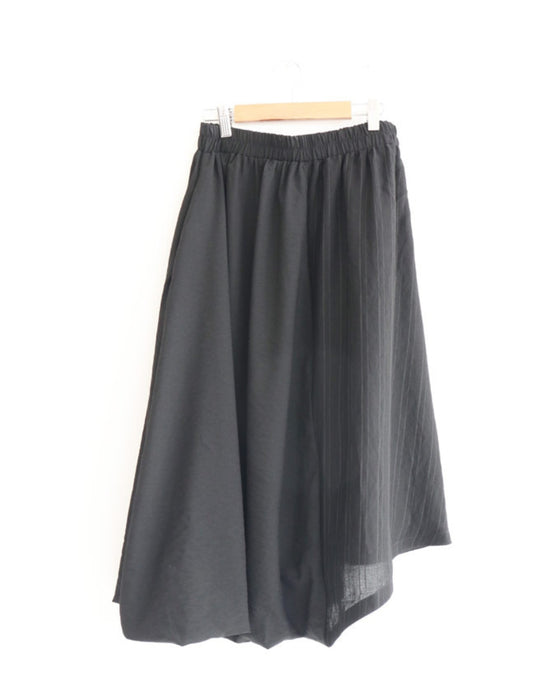 【セール商品返品交換不可】ストライプと片側ふわっとバルーンスカート