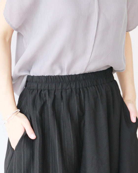 【セール商品返品交換不可】ストライプと片側ふわっとバルーンスカート