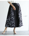 A three-dimensional tulle asymmetric skirt for an elegant and fashionable look