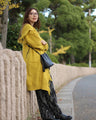 A knit cardigan for a relaxed and beautiful look