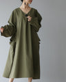 Round button silhouette dress