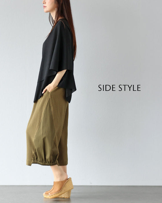 シンプルの先にあるひと癖ゆるワイドパンツ