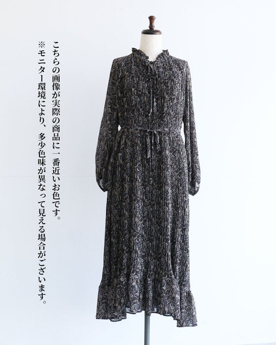 柔らかく繊細に楽しむ ペイズリーワンピース