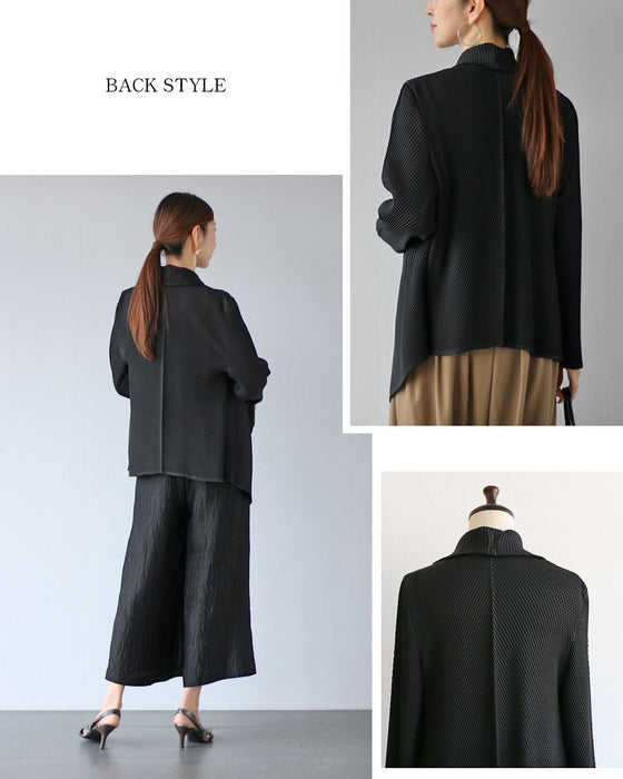 繊細さと華やかさを アコーディオンプリーツのジャケット