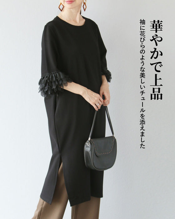 袖に咲く　華やぎを添えるワンピース