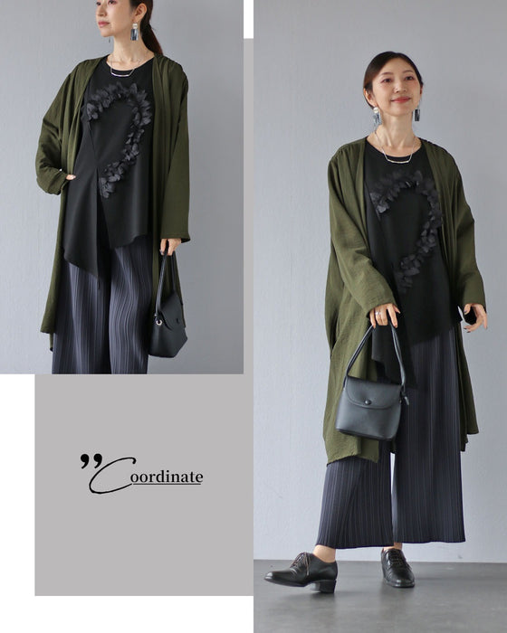 花びら舞う変形アシメトップス