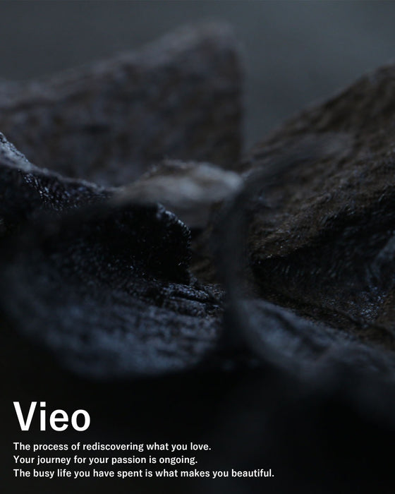 花びら舞う変形アシメトップス