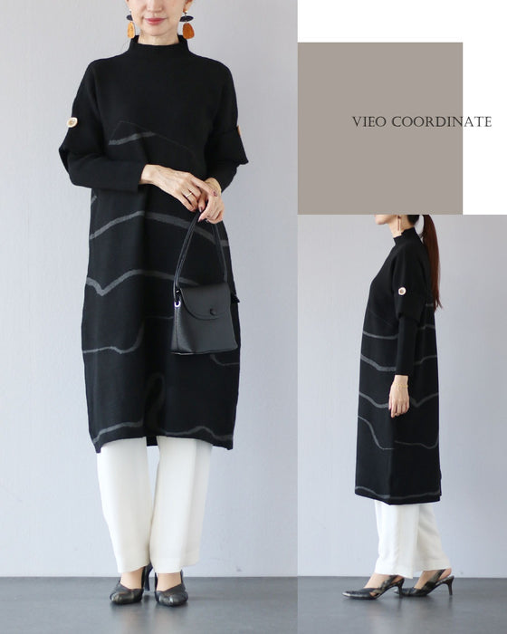 曲線の美しさで　品よく魅せるニットワンピース