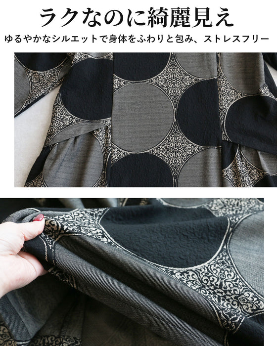 ドット×オリエンタル柄　上品さが重なるワンピース