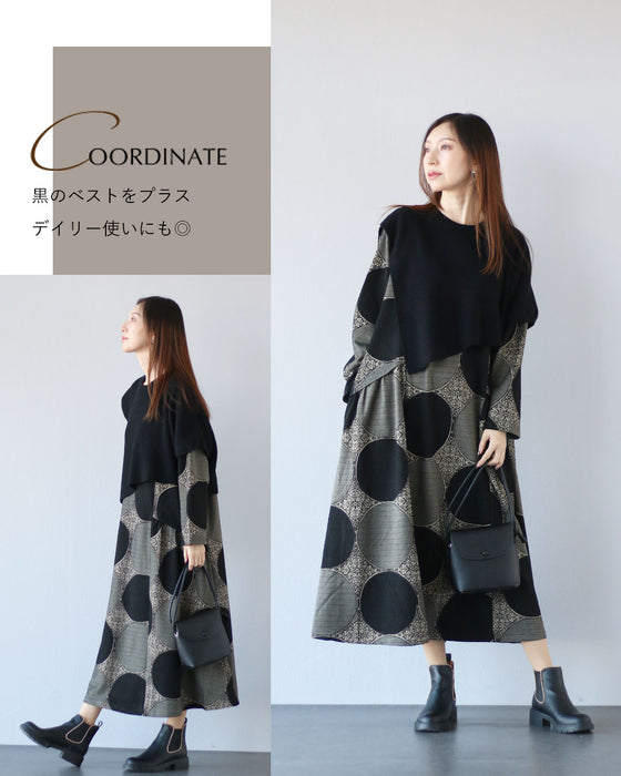 ドット×オリエンタル柄　上品さが重なるワンピース