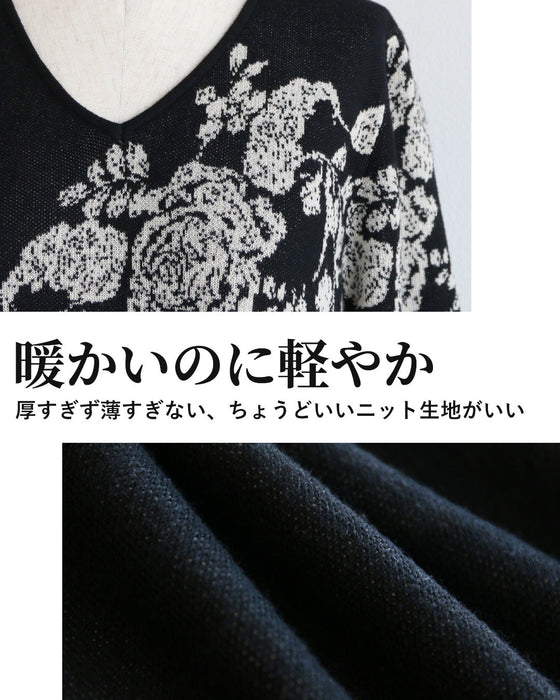 どこから見ても美しい　上品に咲き誇るニットワンピース
