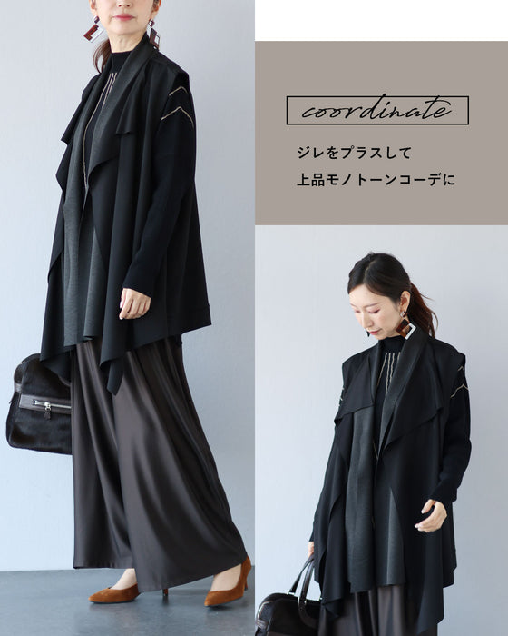 シンプル以上、個性未満　大人が似合う変形ドルマンニット