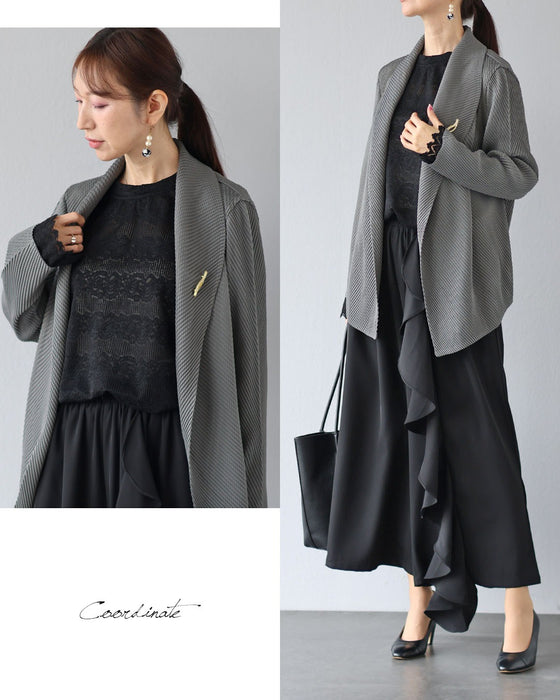 静かに映える大人のレーストップス