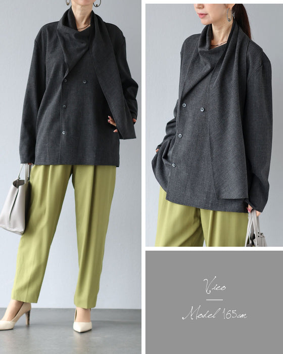 一枚で何通りもの表情　ストール付きトップス