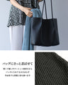 装いにすっと馴染む軽やかカーディガン
