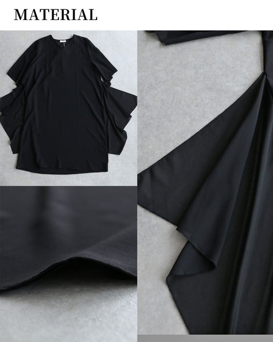 揺れる黒が「品格」を纏う 黒のシフォンワンピース