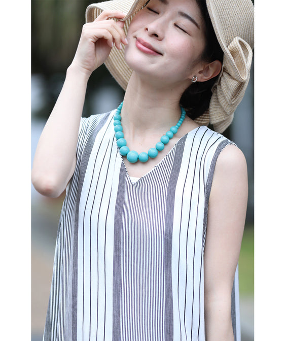 顔映え カラービーズネックレス