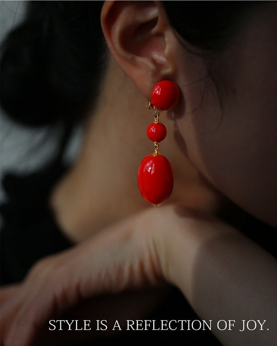 アクセサリーは、“生き方の輝き” カラーイヤリング