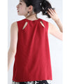 Sleeveless cut-and-sew top with delicate glitter