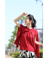 Sleeveless cut-and-sew top with delicate glitter