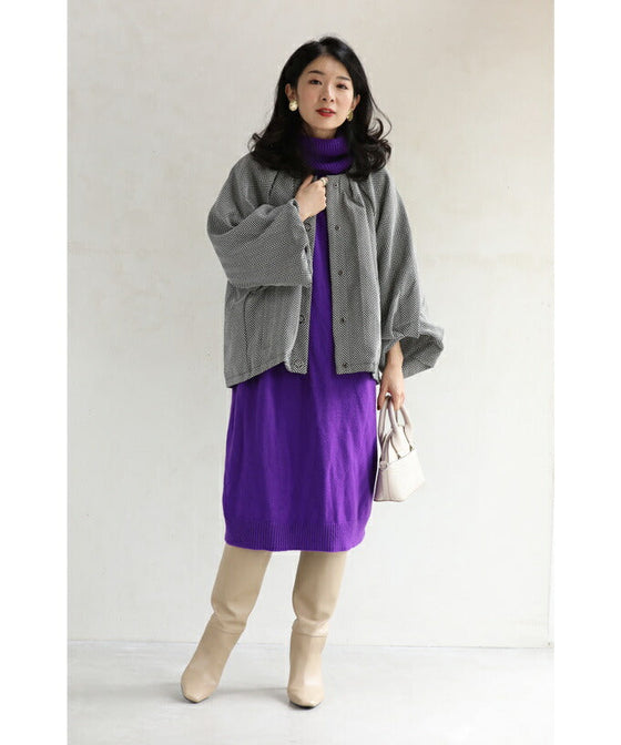 [wc-fbk00026od] Powan short outerwear with a peek at the sleeves