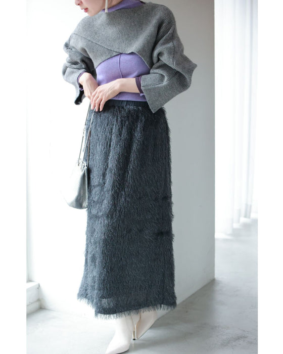 ふわふわシャギーのストレートミディアムスカート