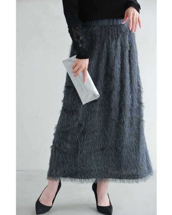ふわふわシャギーのストレートミディアムスカート
