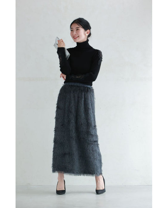 ふわふわシャギーのストレートミディアムスカート