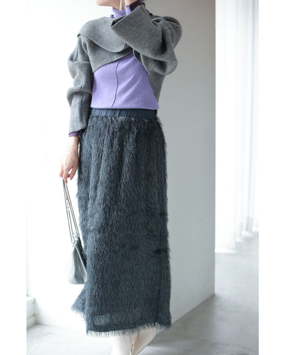 ふわふわシャギーのストレートミディアムスカート