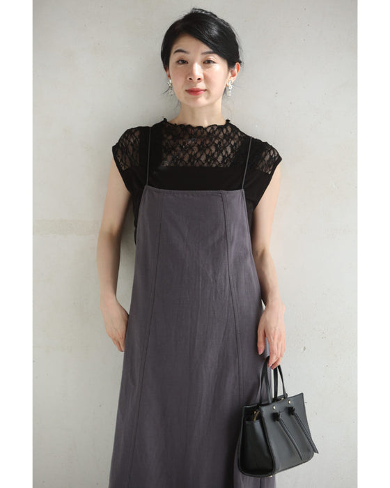 長さ調整可能。スッキリシルエットのキャミソールロングワンピース