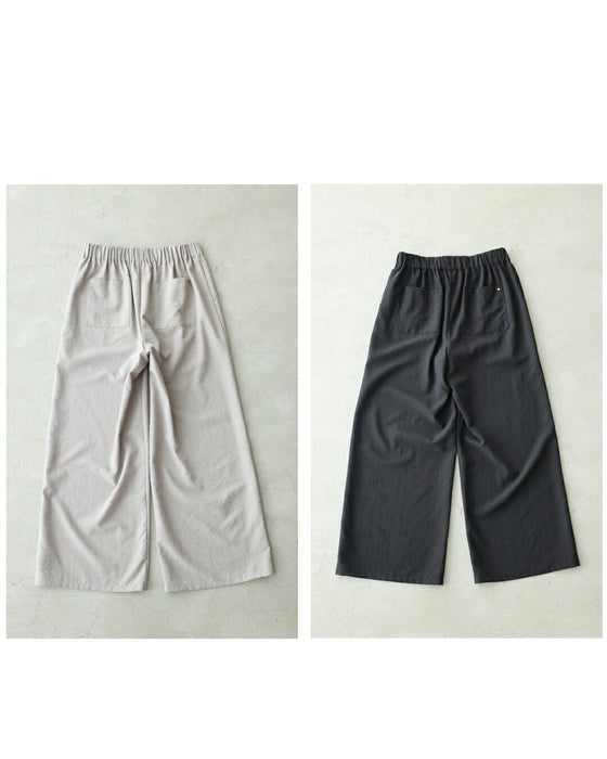 シワになりにくい。快適リネン見えパンツ