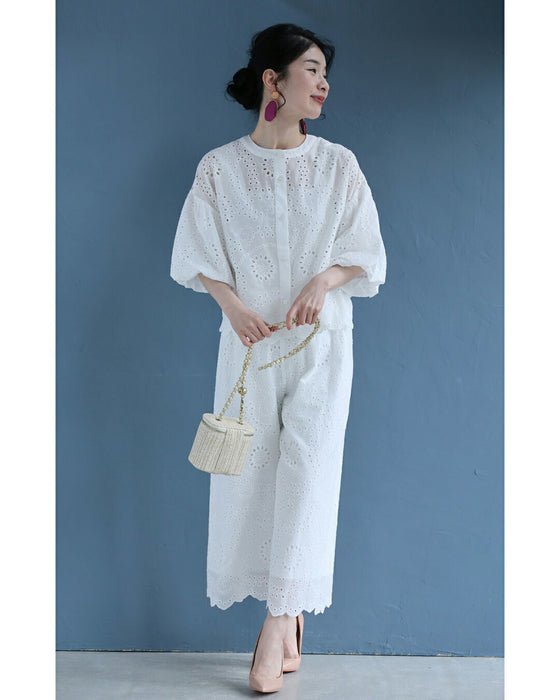 ぽわんとバルーン袖のパンチングレースブラウストップス