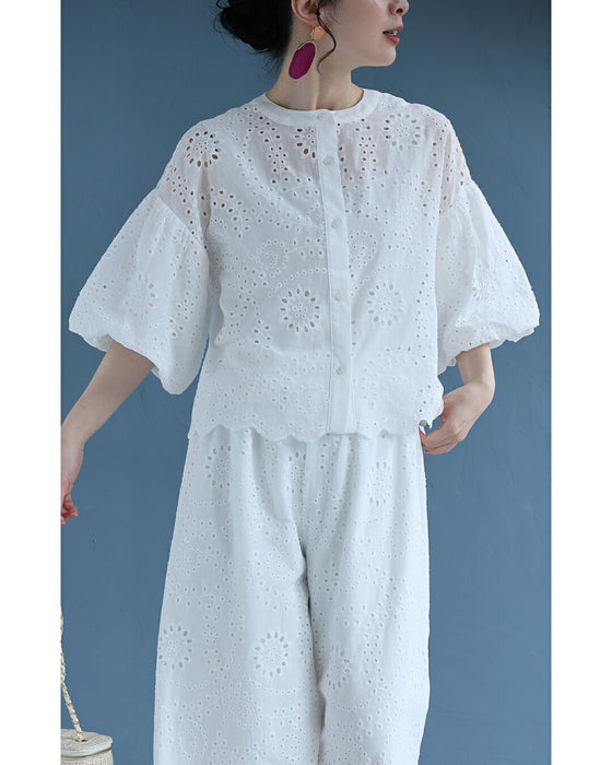 ぽわんとバルーン袖のパンチングレースブラウストップス