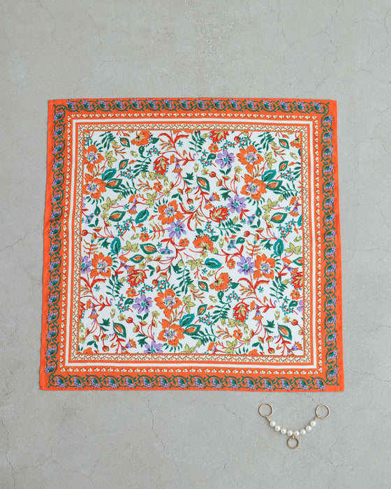 アイウェアをかけれる スカーフネックレス