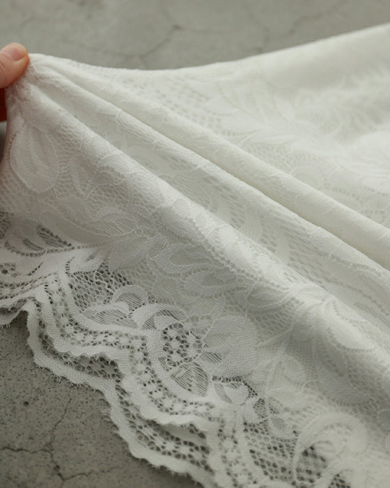 見せて可愛い　裏起毛レースペチパンツ