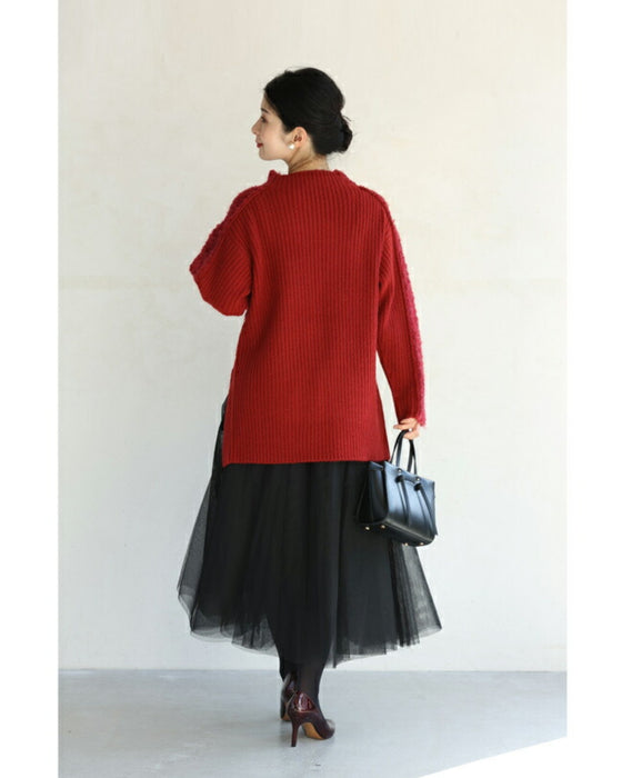 冬の赤を愉しむ。前後異素材ニットプルオーバートップス