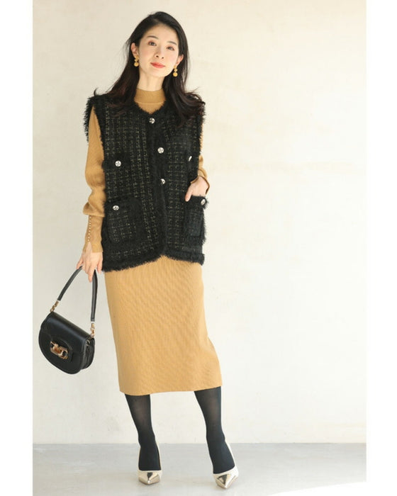 縁取りファーのツイード風デザインニットベスト