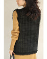 縁取りファーのツイード風デザインニットベスト