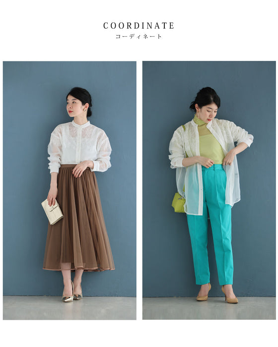 淡いレースを重ねたシアーシャツトップス