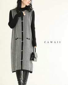  ライン上に艶めくパールの千鳥格子柄ニットミニワンピース