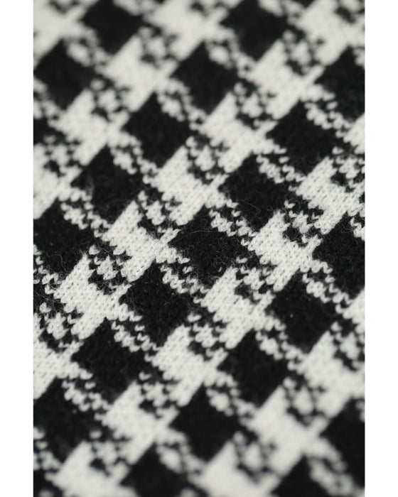 ライン上に艶めくパールの千鳥格子柄ニットミニワンピース