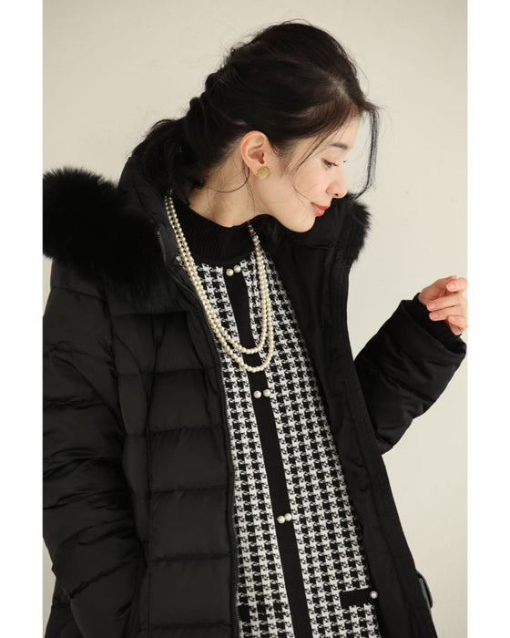 ライン上に艶めくパールの千鳥格子柄ニットミニワンピース