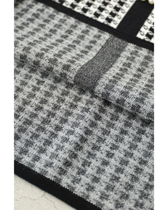 ライン上に艶めくパールの千鳥格子柄ニットミニワンピース