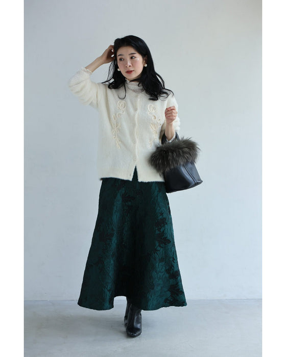 1輪の花モチーフ浮かぶ起毛もちもちニットカーディガン