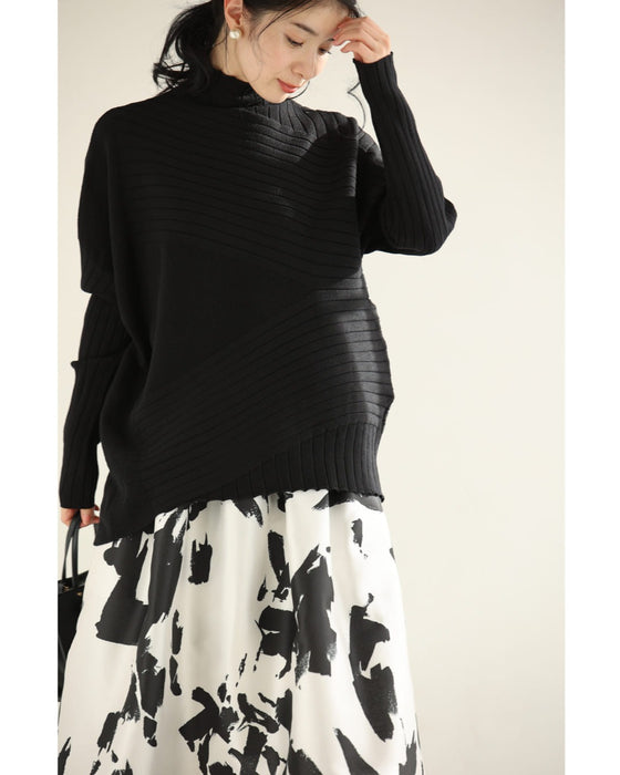 変形ラインのハイネックニットプルオーバートップス