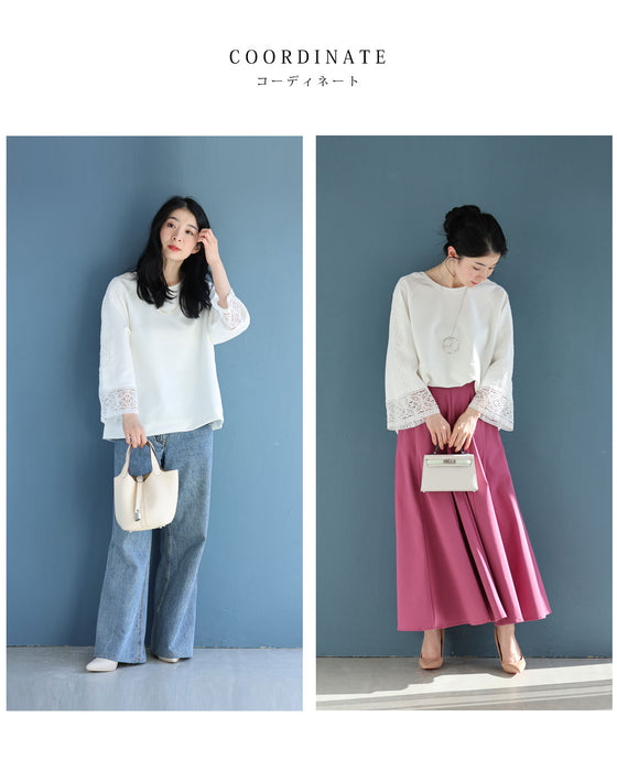 肩から流れる花レースのプルオーバートップス