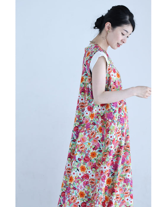 鮮やかな花と落ち着きネイビーの2wayロングワンピース