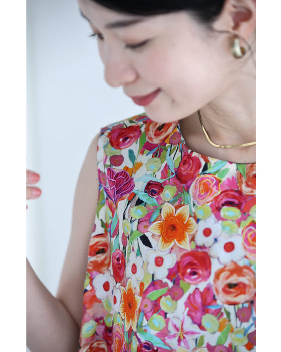 鮮やかな花と落ち着きネイビーの2wayロングワンピース